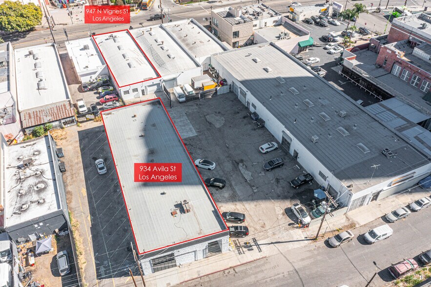 More Photos Of 934 Avila St, Los Angeles Warehouse For Sale