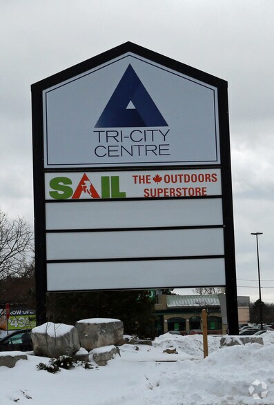 More Photos Of 150 Holiday Inn Dr, Cambridge General Retail For Sale