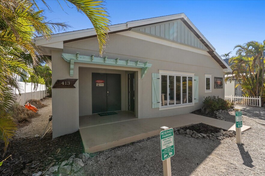 More Photos Of 413 Pine Ave, Anna Maria Flex For Lease