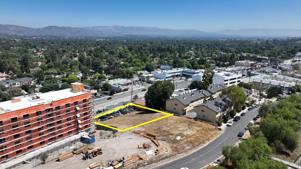 More Photos Of 23022 Ventura blvd, Woodland Hills Land For Sale