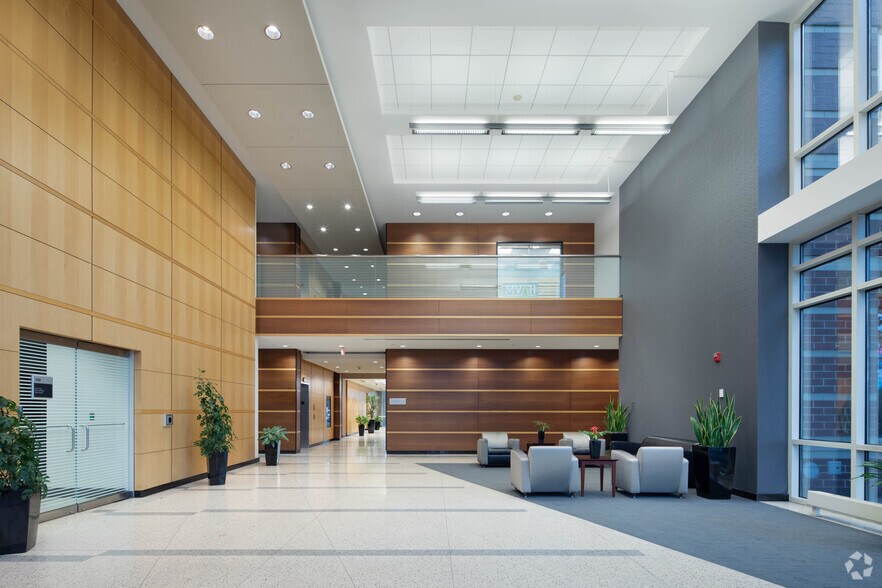 More Photos Of 9050 Centre Pointe Dr, West Chester Unknown For Lease