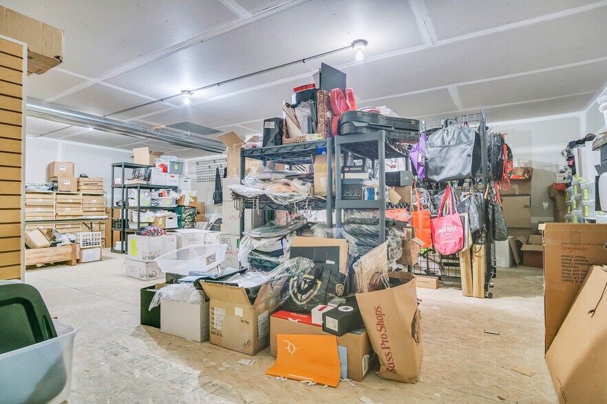 More Photos Of 5308 Parklane Pl, Kearney Office For Sale