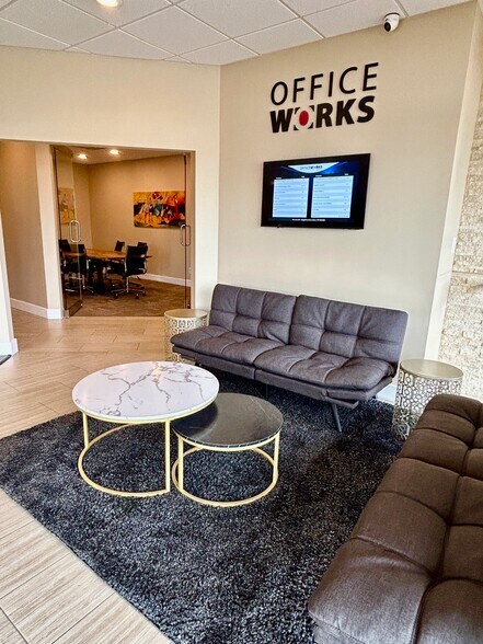 More Photos Of 5666 Seminole Blvd, Seminole Office For Sale