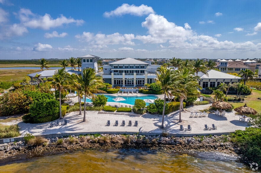 More Photos Of 12340 Manatee Ave W, Bradenton Land For Sale