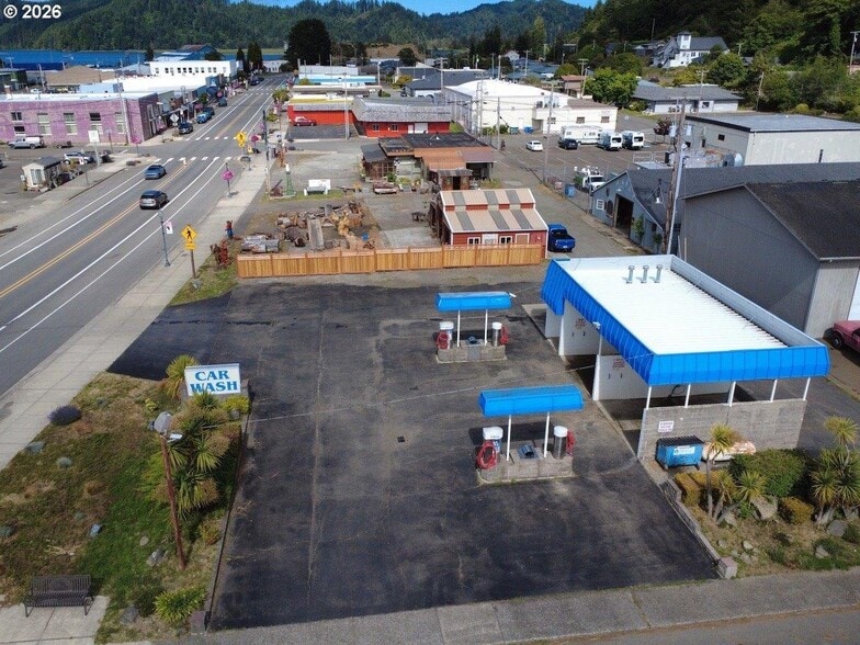 More Photos Of 542 Fir Ave, Reedsport Carwash For Sale