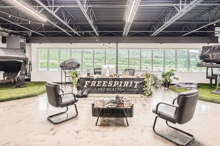 More Photos Of 120 Capital Dr, Golden Warehouse For Sale