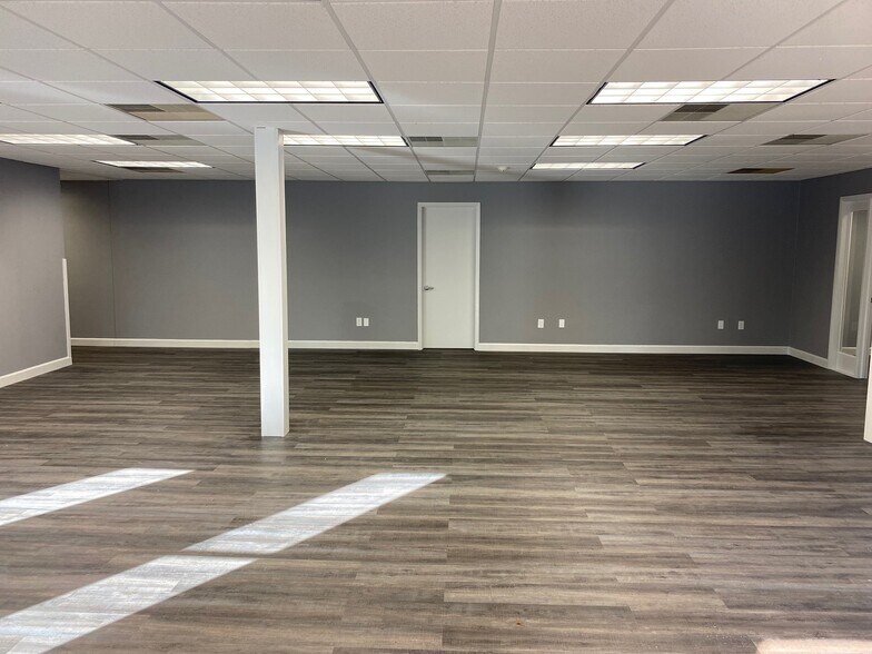More Photos Of 245 Humphrey Rd, Greensburg Office For Lease