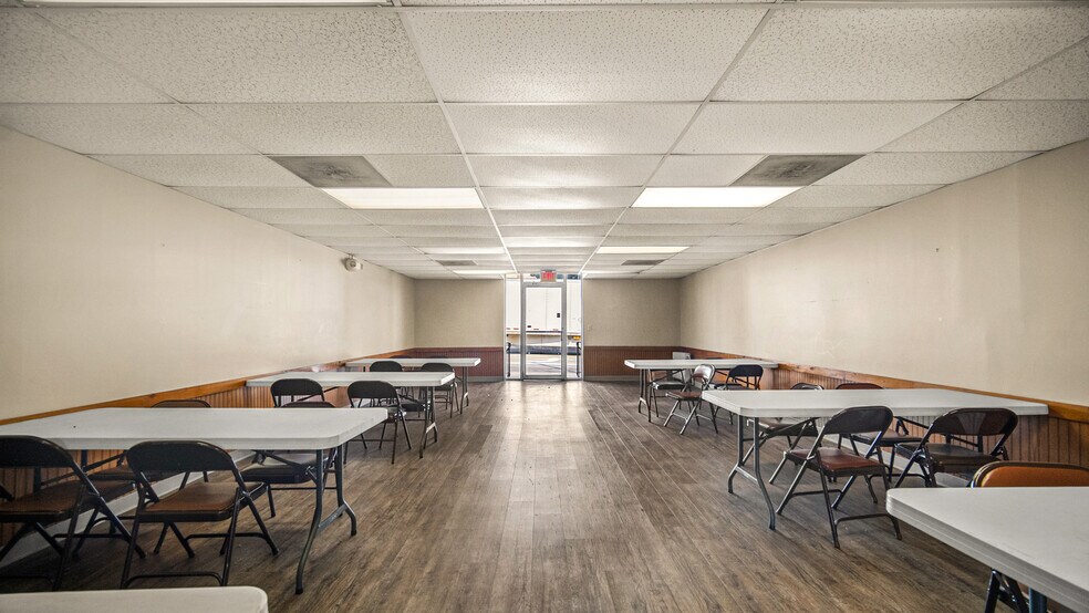 More Photos Of 111 W Main St, West Union Flex For Sale
