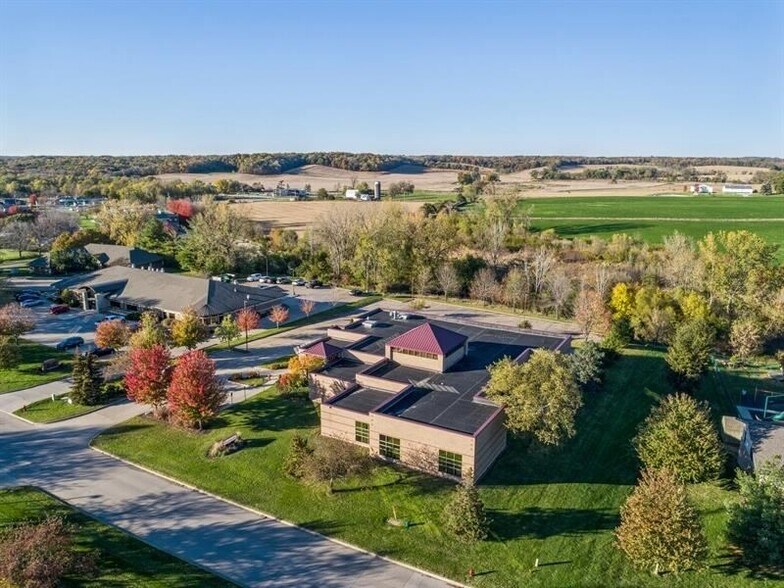 More Photos Of 2834 Northgate Dr, Iowa City Office For Sale