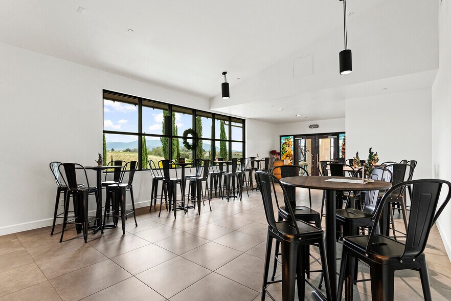 More Photos Of 40620 Calle Contento, Temecula Winery Vineyard For Sale