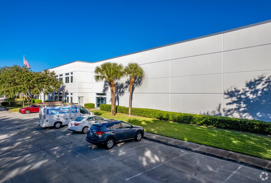 Primary Photo Of 7337 Bryan Dairy Rd, Largo Manufacturing For Lease