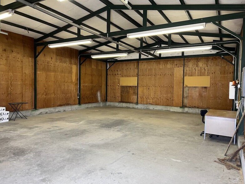 More Photos Of 80555 US 395, Hermiston Office For Sale