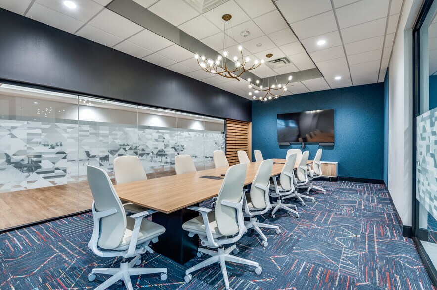 More Photos Of 600 E Las Colinas Blvd, Irving Office For Lease