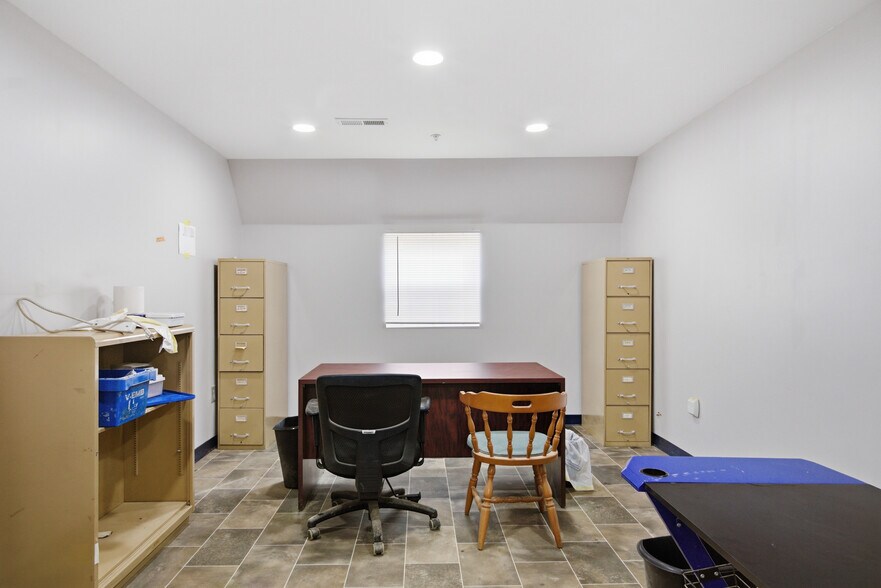 More Photos Of 5192 Dominion Dr, Dublin Warehouse For Sale