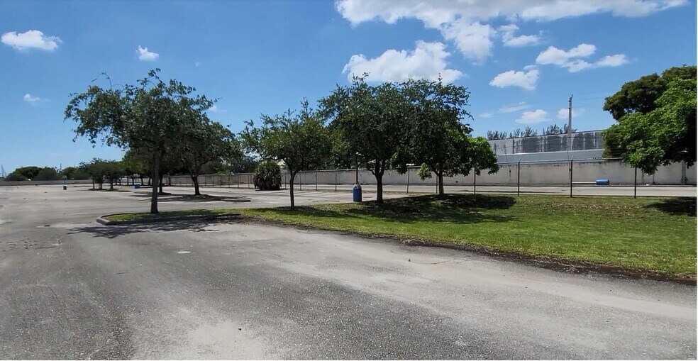 More Photos Of 3025 NW 123rd St, Miami Land For Lease