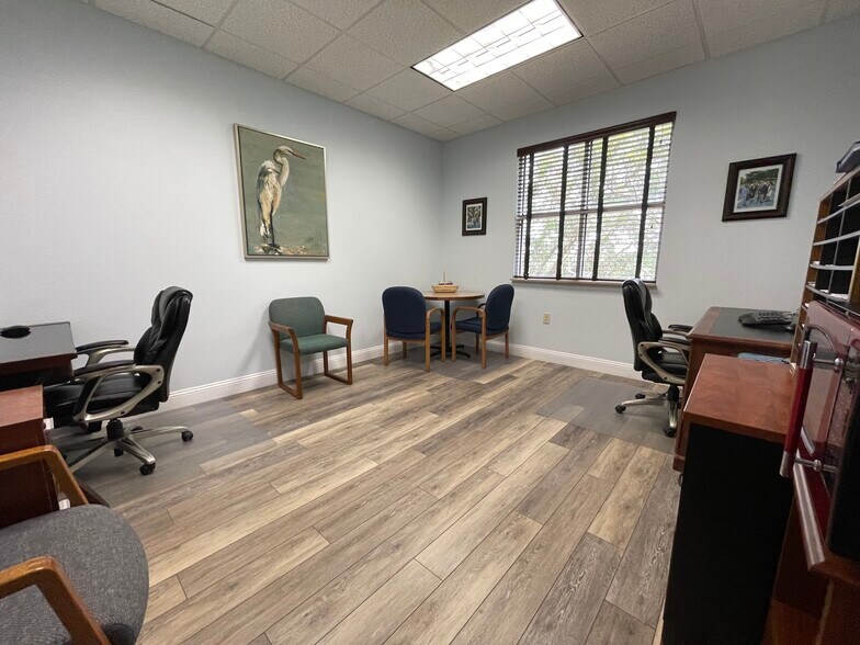 More Photos Of 1073 Willa Springs Dr, Winter Springs Office For Sale