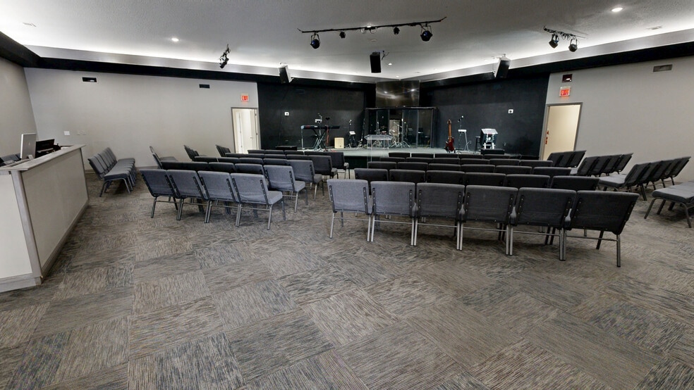 More Photos Of 4055 N 2nd St, Rogers Religious Facility For Sale