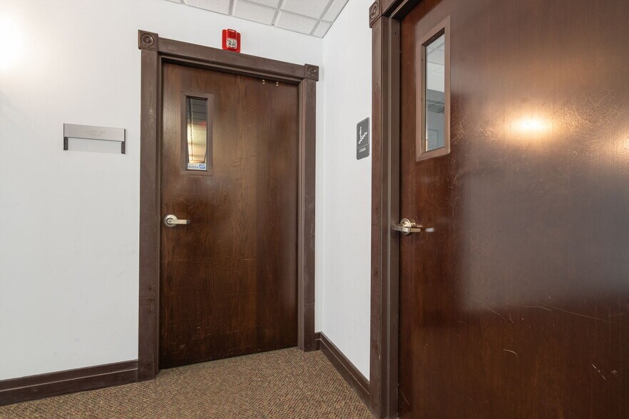 More Photos Of 19 Dove St, Albany Office For Sale