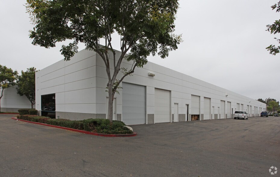 More Photos Of 5855 Avenida Encinas, Carlsbad Unknown For Lease