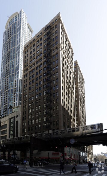 More Photos Of 50 E Washington St, Chicago Office For Sale