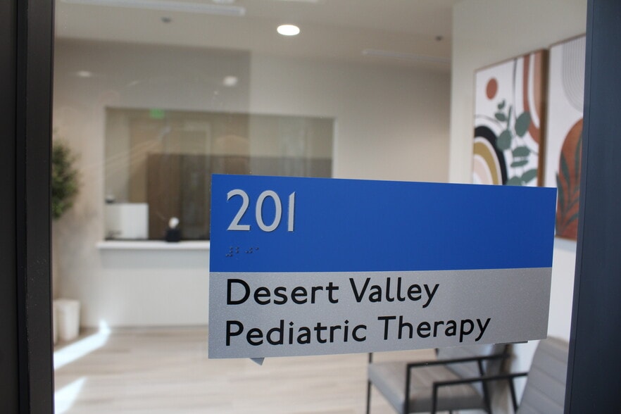 More Photos Of 3875 E Williams Field Rd, Gilbert Medical For Lease