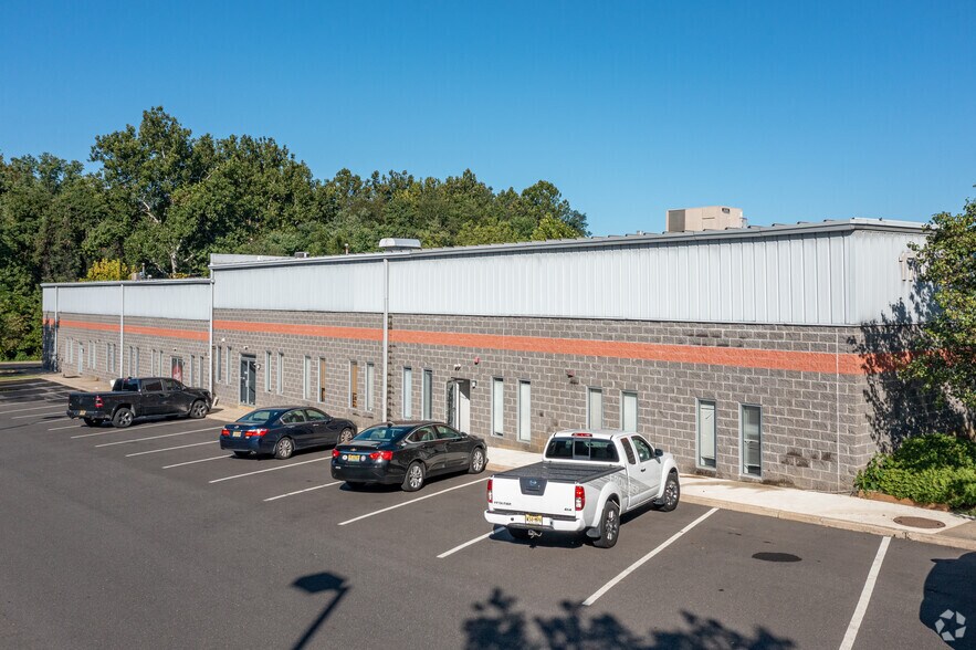 Primary Photo Of 1703 Industrial Hwy, Cinnaminson Flex For Lease