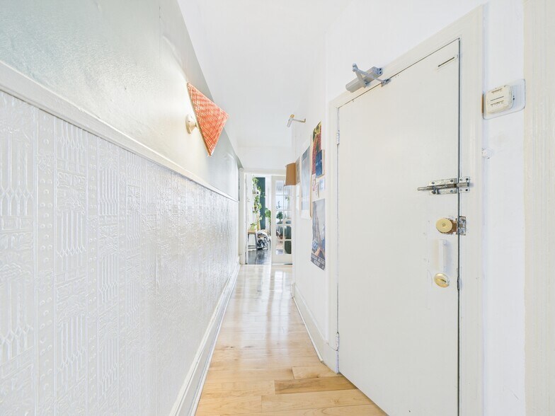 More Photos Of 4714 Woodland Ave, Philadelphia Apartments For Sale