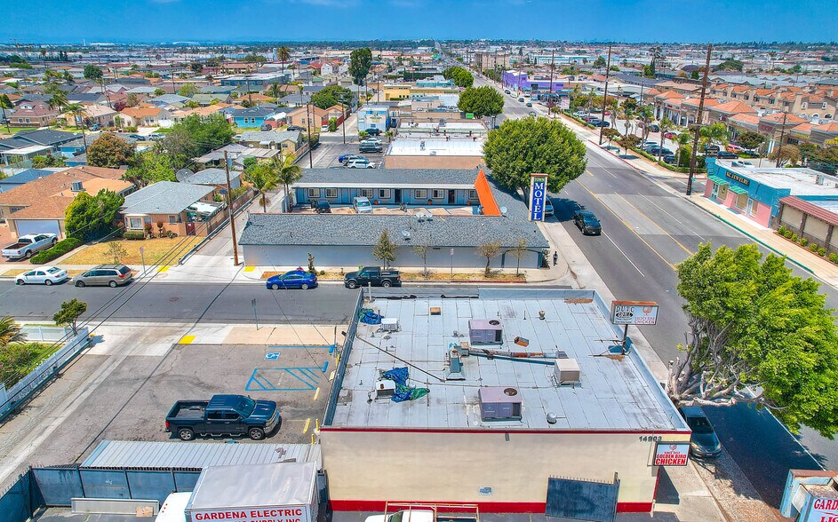 More Photos Of 14901 S Western Ave, Gardena Freestanding For Lease