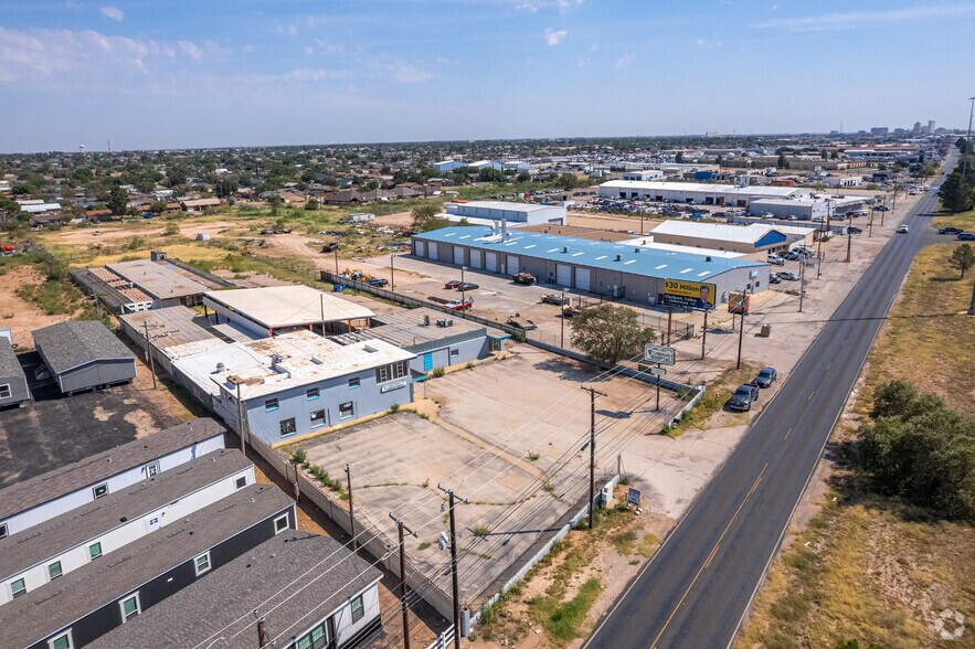 More Photos Of 4606 W Wall St, Midland Flex For Sale