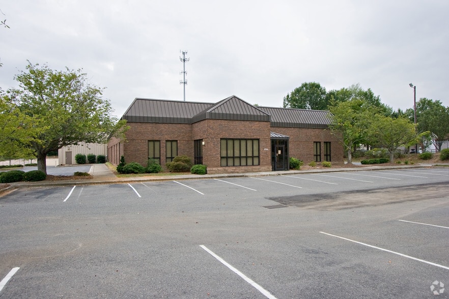 More Photos Of 6920 E Marshville Blvd, Marshville Radio TVTransmission Facilities For Sale