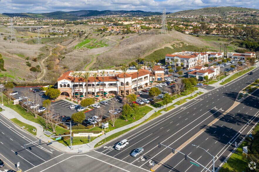More Photos Of 1051 Avenida Pico, San Clemente Storefront Retail Office For Sale
