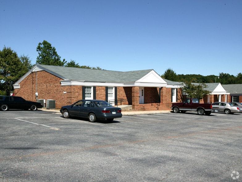 More Photos Of 1009 Grove Rd, Greenville Medical For Sale