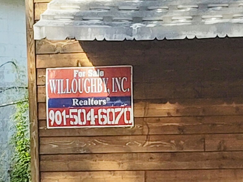 More Photos Of 1122 Gallatin St, Jackson Bar For Sale