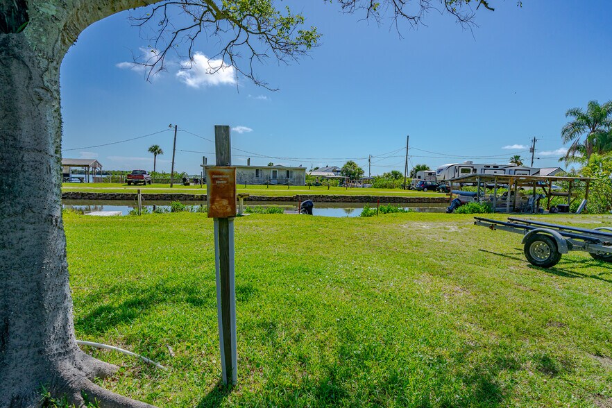 More Photos Of 416 E. Halifax Ave., Oak Hill Land For Sale