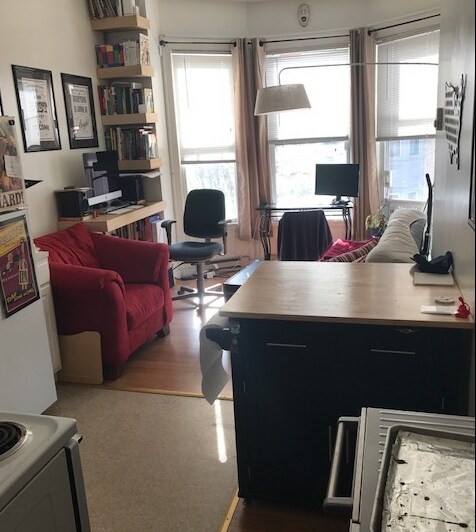 More Photos Of 150 4th St, Troy Apartments For Sale