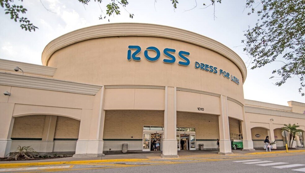 Primary Photo Of 1012-1038 Buenaventura Blvd, Kissimmee Unknown For Lease