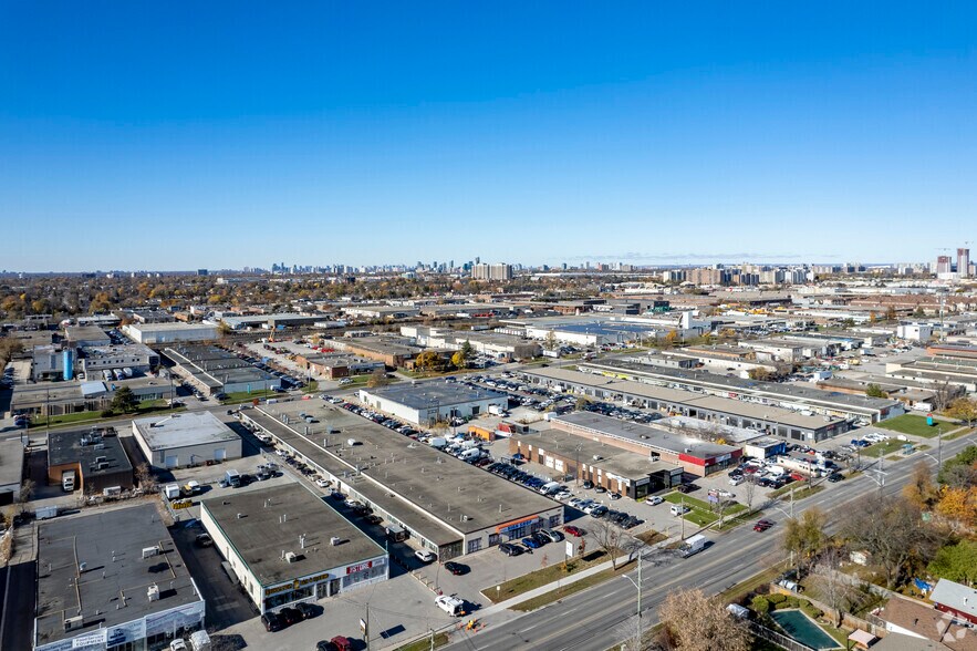 More Photos Of 1680 Midland Ave, Toronto Warehouse For Sale