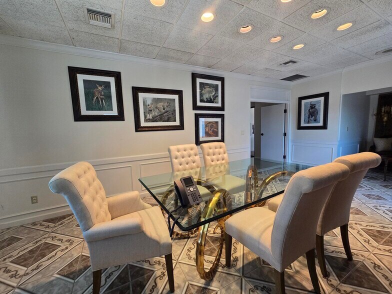 More Photos Of 4091 Colonial Blvd, Fort Myers Office Residential For Sale
