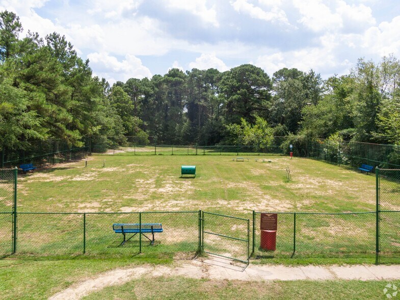 More Photos Of 29 Briar Cir, Fayetteville Apartments For Sale