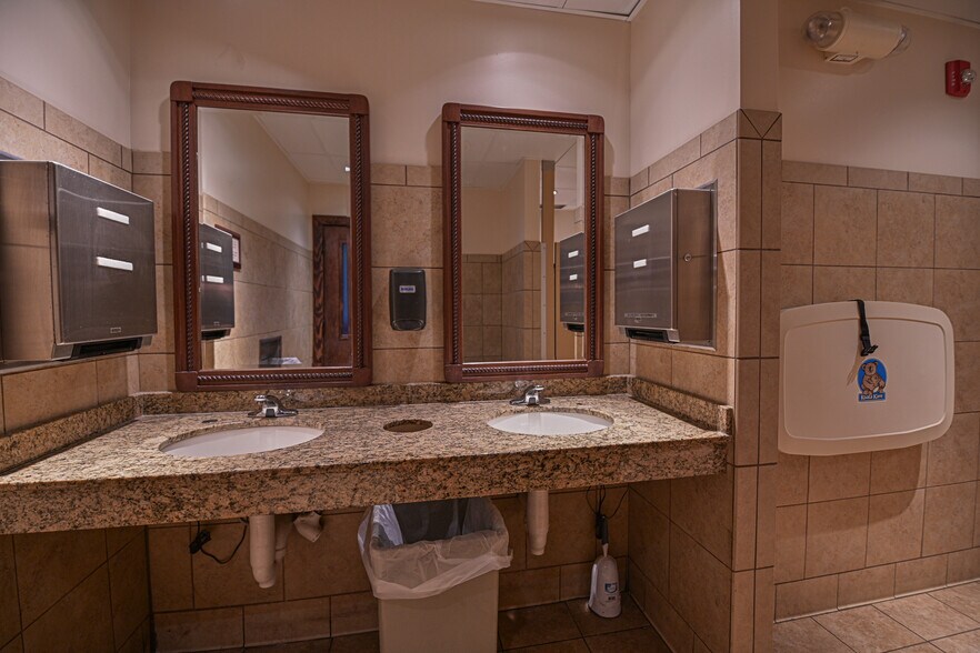 More Photos Of 2675 32nd Ave S, Grand Forks Restaurant For Sale