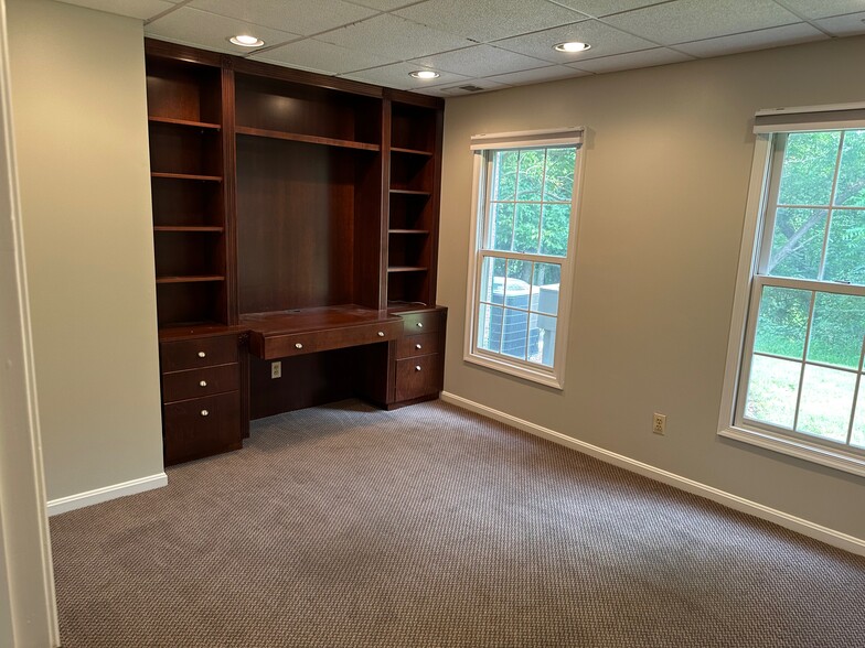 More Photos Of 5032-5038 Dorsey Hall Dr, Ellicott City Medical For Lease