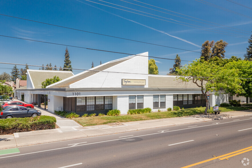 Primary Photo Of 1101 Standiford Ave, Modesto Medical For Lease