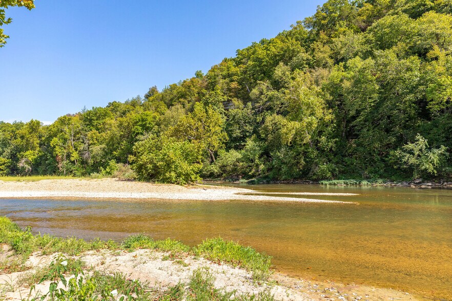 More Photos Of 1211 Cox Ford Rd, Crane Specialty For Sale