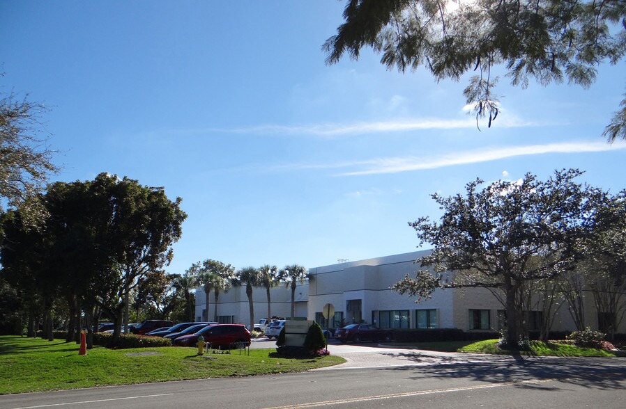 More Photos Of 1432 E Newport Center Dr, Deerfield Beach Warehouse For Sale