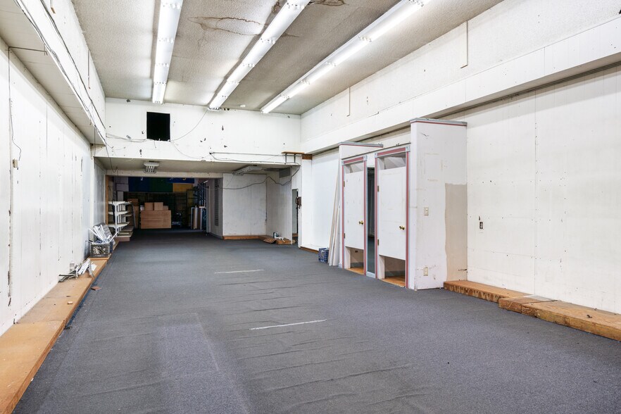 More Photos Of 2640-2650 Mission St, San Francisco Storefront For Sale