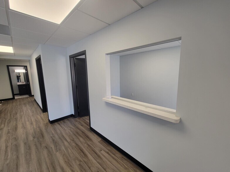 More Photos Of 7725 Broadway, Merrillville Medical For Lease