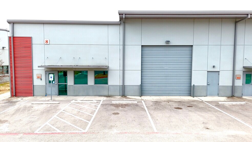 More Photos Of 7637 Fm 3009, Schertz Warehouse For Sale