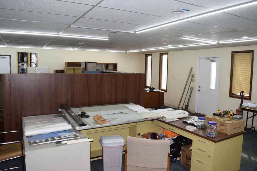 More Photos Of 7000 S Broadway, Centennial Loft Creative Space For Sale