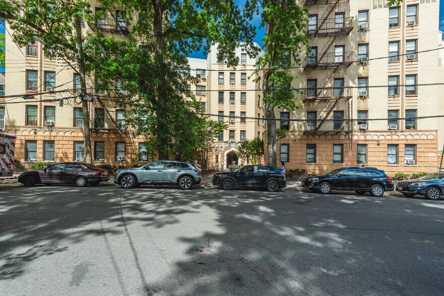 More Photos Of 3871 Sedgwick Ave, Bronx Multifamily For Sale