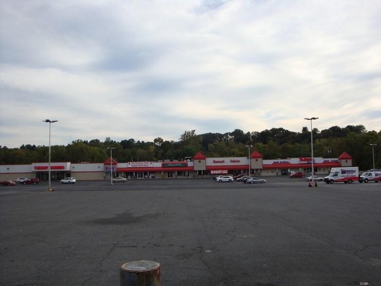 More Photos Of 1409 E Stone, Kingsport Unknown For Lease